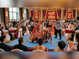 शादी बनी 'कुश्ती का अखाड़ा', स्टेज पर सरेआम लड़ने लगे दूल्हा दुल्हन, वजह चौंका देगी