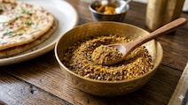 Give Your Parathas A Flavorful Twist With This Spice Mix