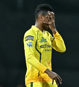 KKR Coach Dwayne Bravos Golden Advice Turned Fortunes Around For CSK Star: "Remove The Fear"
