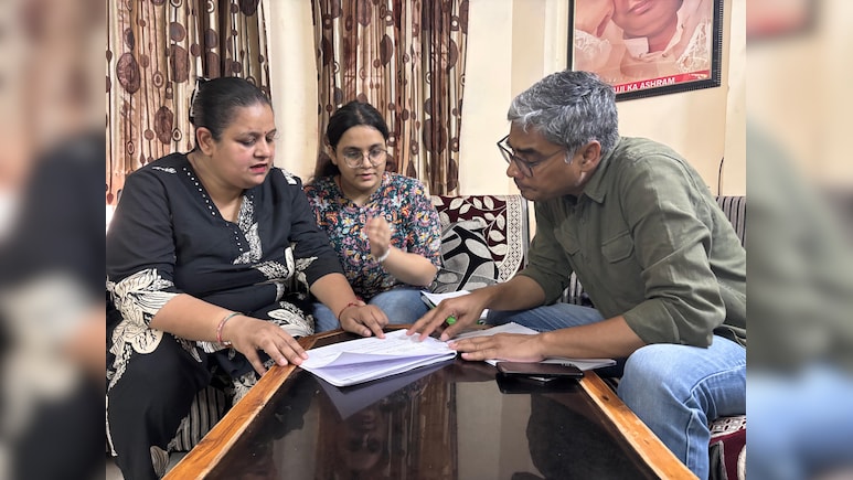 CBSE के मार्किंग सिस्टम ने बिगाड़ा रिजल्ट, छात्रा सानवी ने लगाए आरोप
