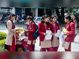 CBSE के नए मार्किंग सिस्टम को लेकर क्यों उठ रहे सवाल, कॉपी चेक करने का डिजिटल तरीका कितना सेफ?