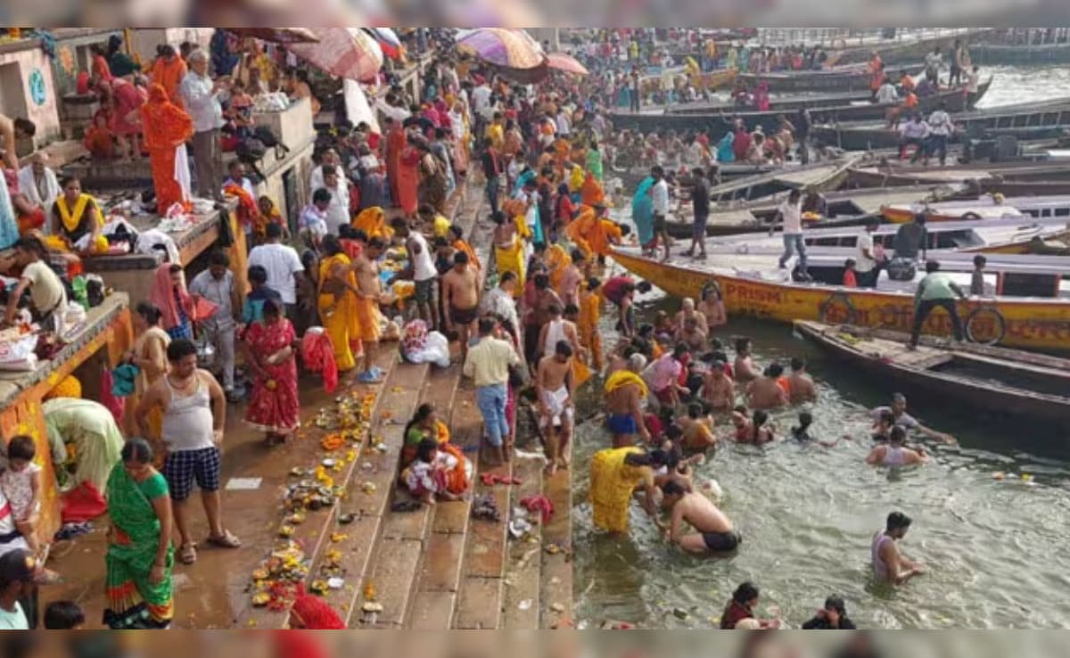 Ganga Dussehra 2026: गंगा दशहरा पर करने जा रहे हैं गंगा स्नान तो जान लें सही नियम और क्या करें, क्या न करें?