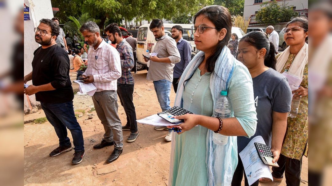 NEET UG 2026: 551 Cities, 22 Lakh Candidates — Dress Code, Guidelines, Permissible Items & More