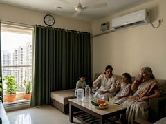 Indoor Heatwave Safety: 7 Expert-Backed Ways To Keep Your Home Cool This Summer