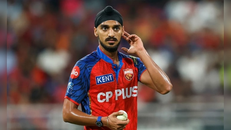 Arshdeep Singh Under Fire Over Social Media Activity, Punjab Kings Camp Offers Support To Left-Arm Pacer