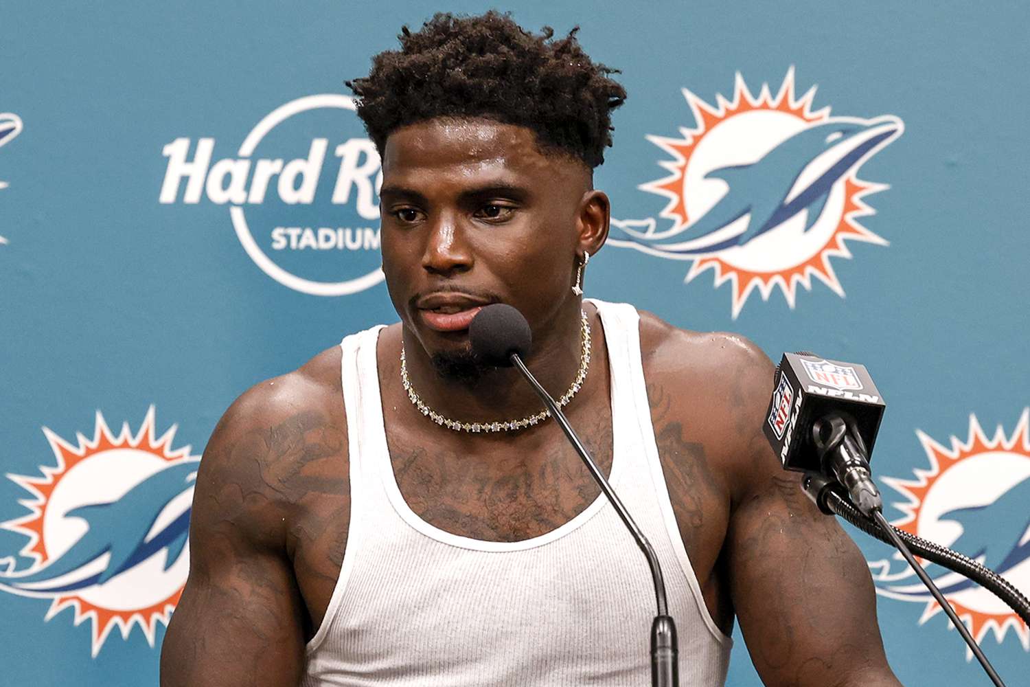Tyreek Hill's Long-Awaited NFL Return Takes Another Hit