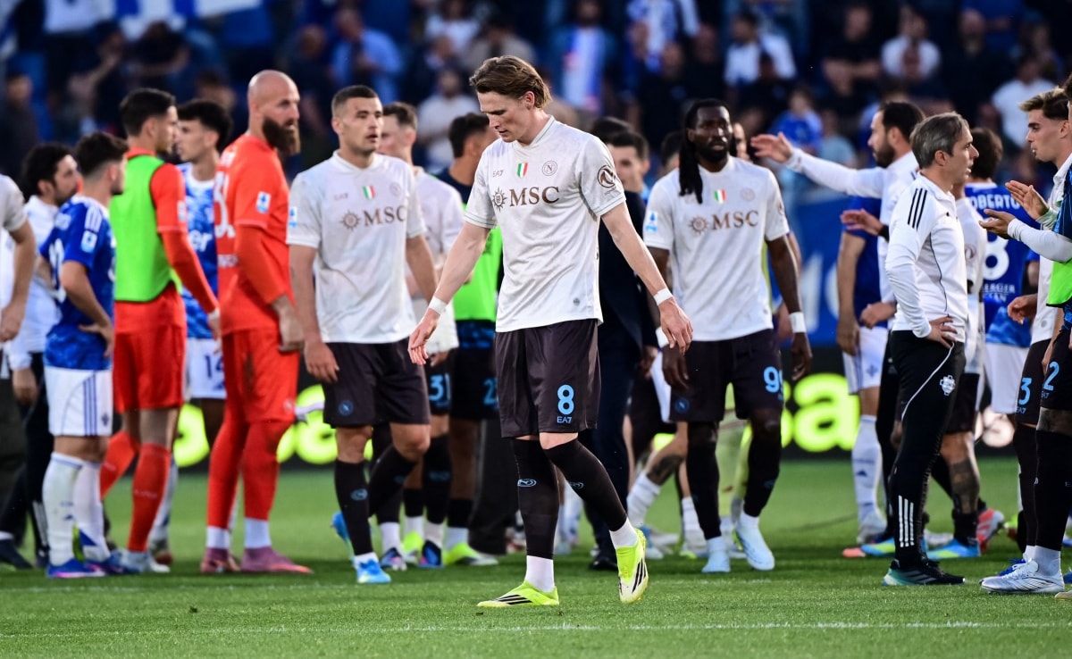 Napoli Frustrate Como In Costly Serie A Stalemate