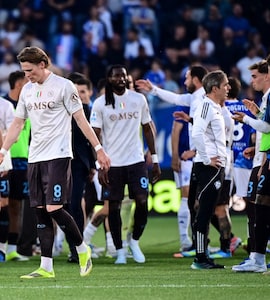 Napoli Frustrate Como In Costly Serie A Stalemate