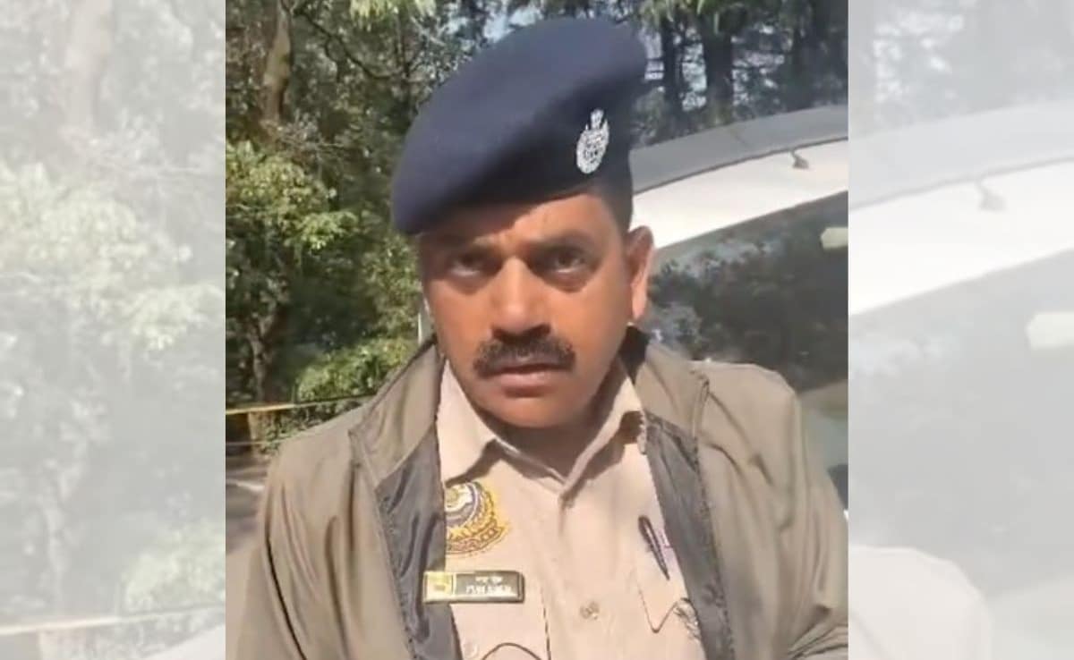 शिमला में VVIP मूवमेंट के दौरान टैक्सी ड्राइवर को लात मारने पर बड़ा एक्शन, आरोपी पुलिस ASI सस्पेंड 