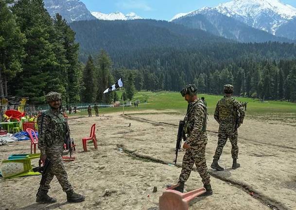 पहलगाम हमला: कहां रुके, किसने की मदद और किस रास्ते से आए? NIA की चार्जशीट में बड़ा खुलासा