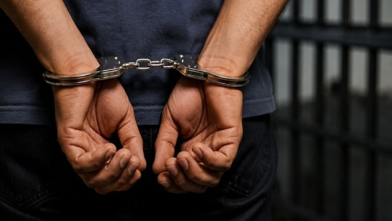 Bihar News: बेतिया में रची गई थी स्वर्ण व्यापारी के घर डकैती की साजिश, बिहार और नेपाल के अपराधियों ने मिलकर मारा था डाका