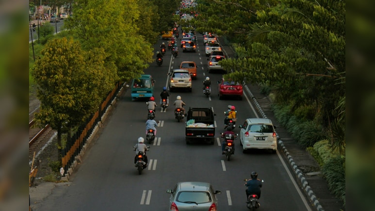 CEO Explains How WFH Can Save 6,00,000 Litres Of Fuel In One City Amid Petrol, Diesel Price Hike