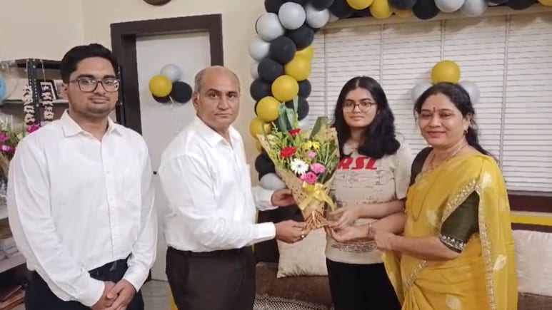 Success Story: अमरावतीच्या लेकीची 'किमया', 12वी परीक्षेत केली कमाल; सर्व विषयात...