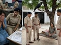Rajasthan: मां की 'हत्या' की खबर सुन रोती-बिलखती थाने पहुंची बड़ी बेटी, छानबीन करने पहुंची तो चारपाई पर बैठी मिली महिला