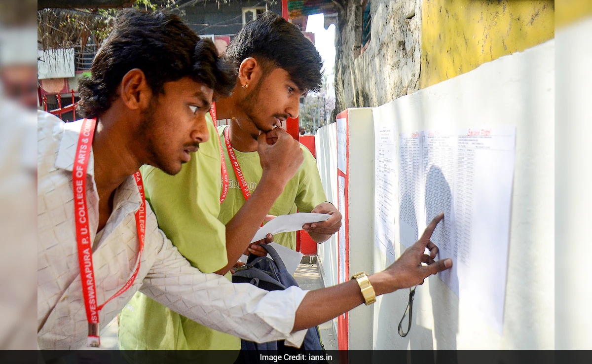 Gujarat GSEB Board 10th Result 2026 Out: 83.86% Students Pass, Download Link Here