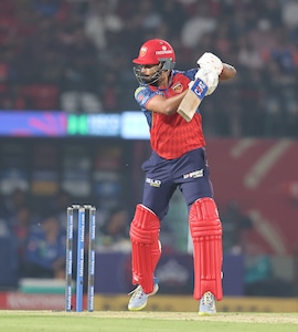 PBKS vs DC LIVE Score, IPL 2026: Shreyas Iyer, Cooper Connolly Steady 2-Down Punjab Kings vs Delhi Capitals