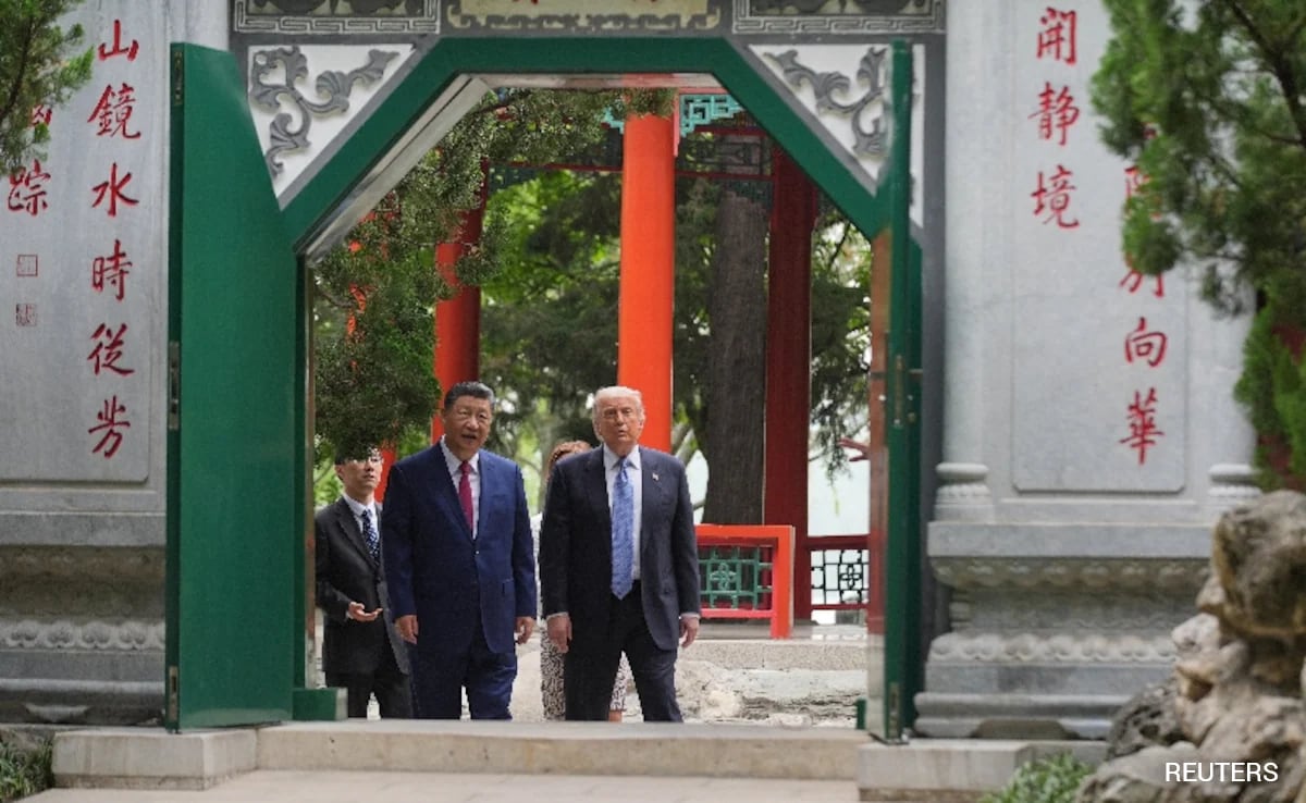 Xi Gives Trump Rare Tour Of Secret Garden At Heart Of Chinese Government