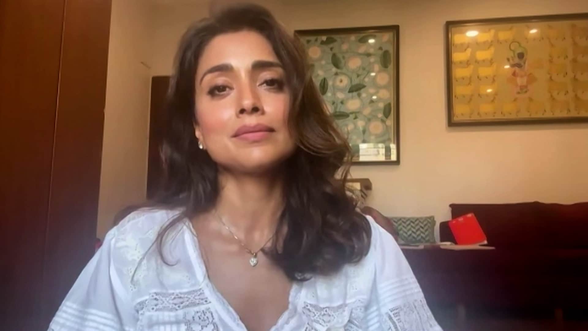 Shriya Saran on What Kind of Chief Minister Vijay Will Be: 'He's Giving 100% to Politics Now'