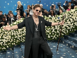Influencer Says Shah Rukh Khan's 'K' Necklace At Met Gala Looked 'Tacky': "It Could've Been Found At Bandra Hill Road"