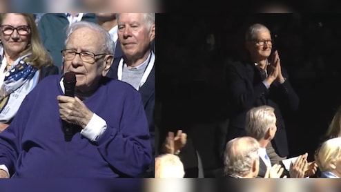 'Take A Bow': Warren Buffett Praises Apple's Tim Cook At Berkshire Meeting In Surprise Send-Off