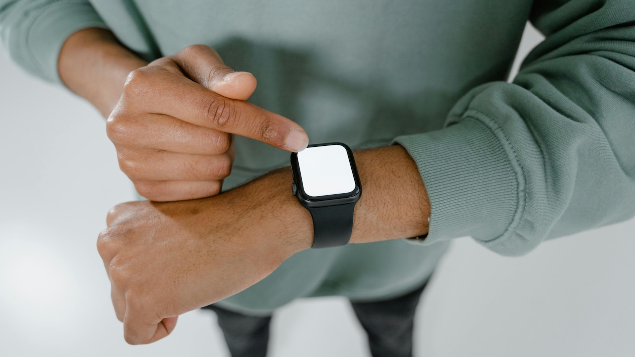 Beyond Fitness Goals: How Smartwatches Quietly Became Essential For Health, Convenience, And Daily Life