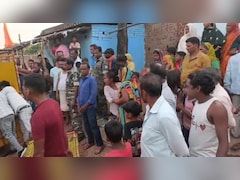 झारखंड: लोन की EMI के लिए गिरवी रख दिया खेत, फिर भी दबाव बढ़ा तो पेड़ से झूल गया किसान