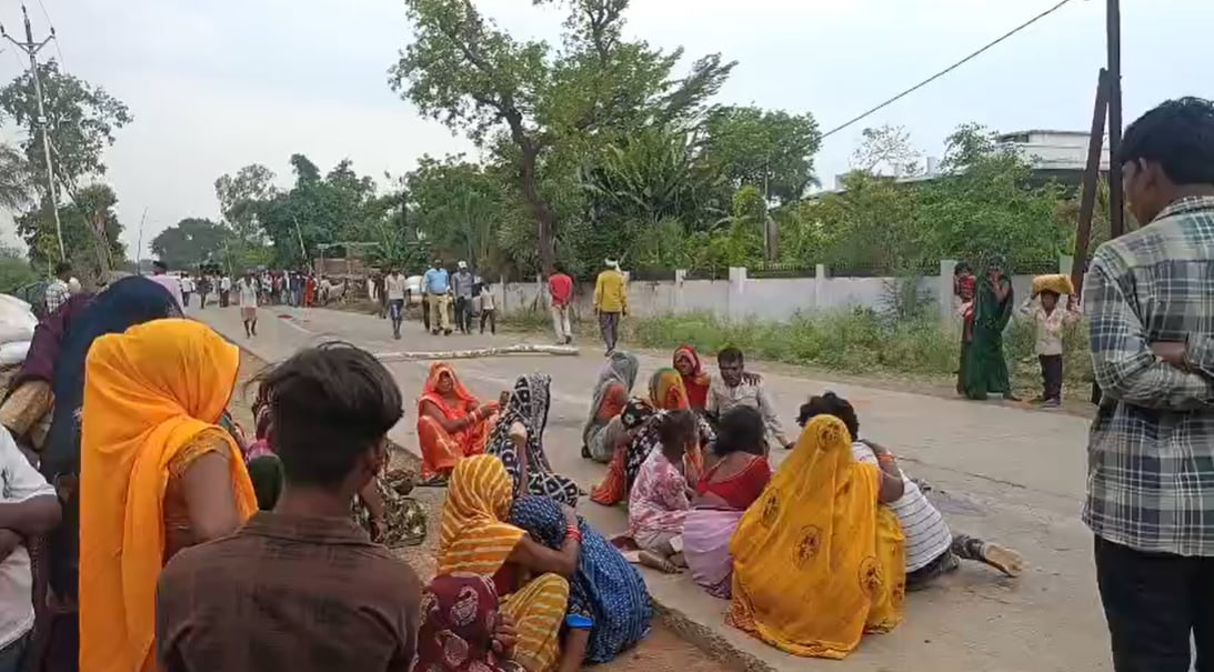 Mauganj Accident: गमगीन माहौल