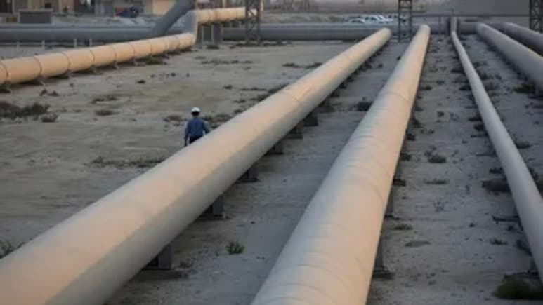 Saudi Arabia Set for Oil Windfall After Hormuz Boosts Prices