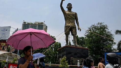 कोलकाता में मेसी की 70 फुट ऊंची मूर्ति हटाई जाएगी, उद्घाटन के 5 महीने बाद ही मिली कई खामियां
