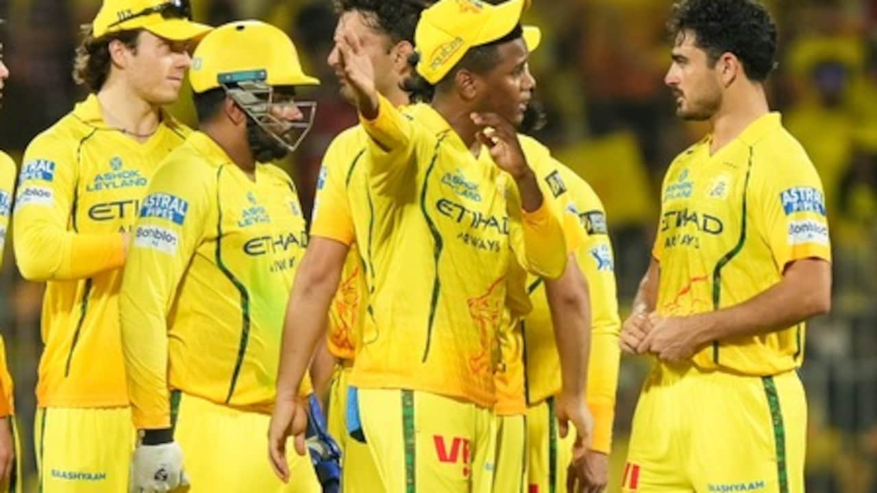 Hemang Badani As CSK Coach Gets Strong Objection Ahead Of IPL 2027: "MS Dhoni Is Enough"