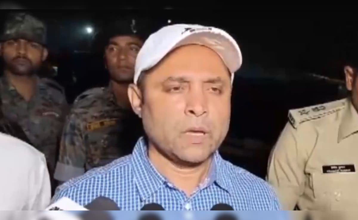 भागलपुर विक्रमशिला सेतु हादसाः पहले ही पता चल गया था गिरनेवाला है पुल, DM ने बताया कैसे बची लोगों की जान