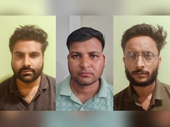MP के इस अस्पताल में मौत का खेल! फर्जी MBBS डॉक्टर बनकर कर रहे थे इलाज,  पुलिस ने तीन डॉक्टरों को किया गिरफ्तार