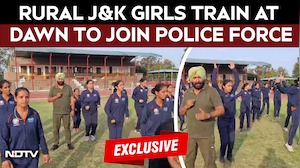 Jammu Kashmir News | J&K&rsquo;s Rural Girls Train At Dawn to Wear Khaki, Serve Nation