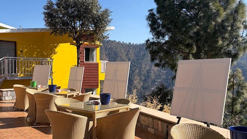 This Uttarakhand Hotel Is Full Of Paintings Artists Leave Behind Every Year
