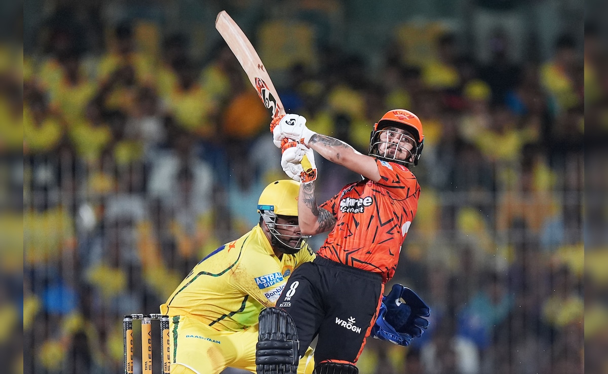 CSK vs SRH IPL 2026 Highlights: हैदराबाद-गुजरात को प्लेऑफ में, चेन्नई 5 विकेट से हारा, सीजन में पहली बार CSK की जर्सी में दिखे धोनी