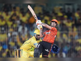 CSK vs SRH IPL 2026 Highlights: हैदराबाद-गुजरात को प्लेऑफ में, चेन्नई 5 विकेट से हारा, सीजन में पहली बार CSK की जर्सी में दिखे धोनी