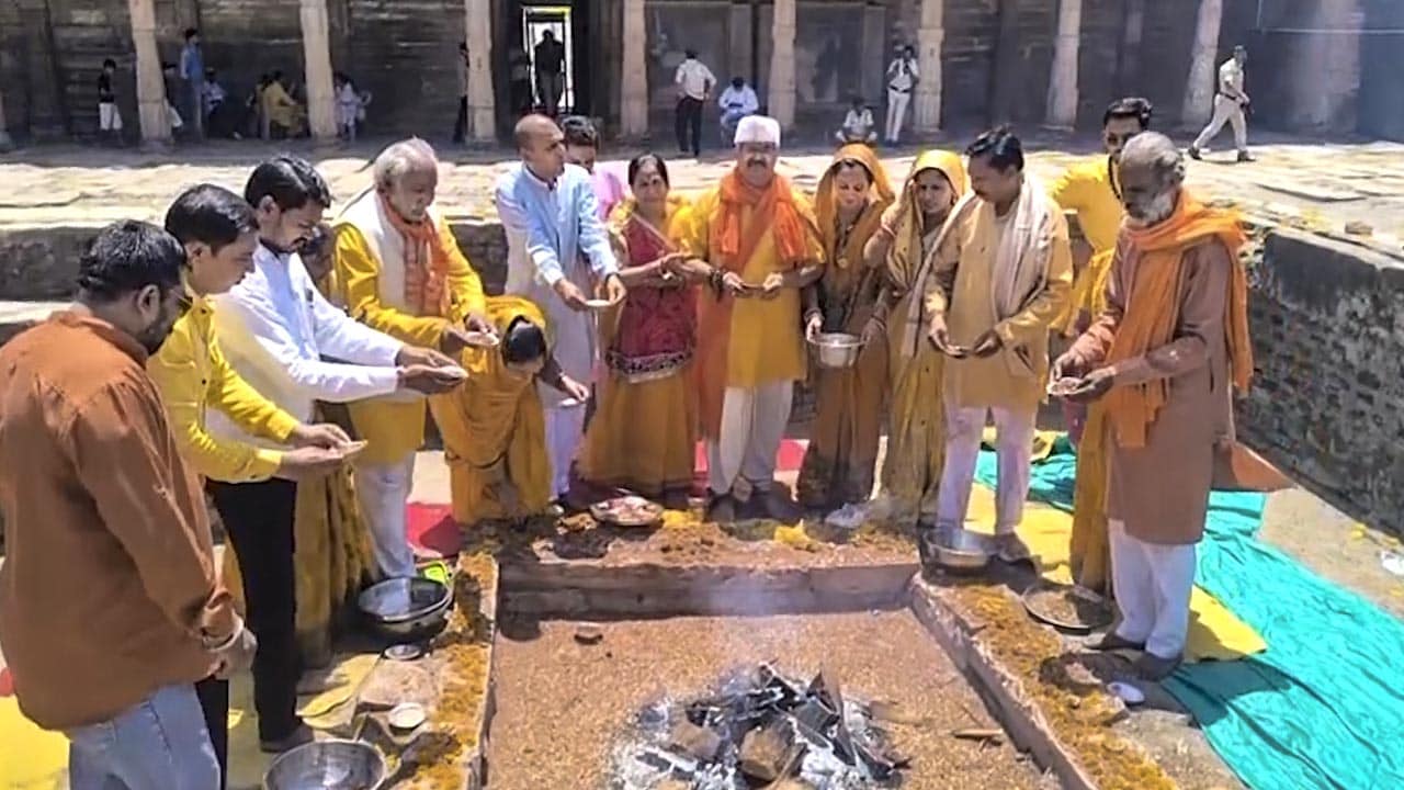 Hawan Performed Inside Bhojshala Complex After High Court Verdict