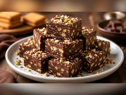Parle-G Chocolate Barfi Recipe: सिर्फ 10 रुपये के बिस्किट और कोको पाउडर से बनाएं ऐसी मिठाई, हर कोई पूछेगा रेसिपी