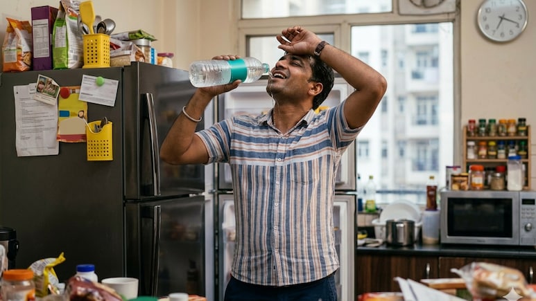 Coming From The Heat? Why Drinking Chilled Water Immediately Can Shock Your Heart, Explains Expert