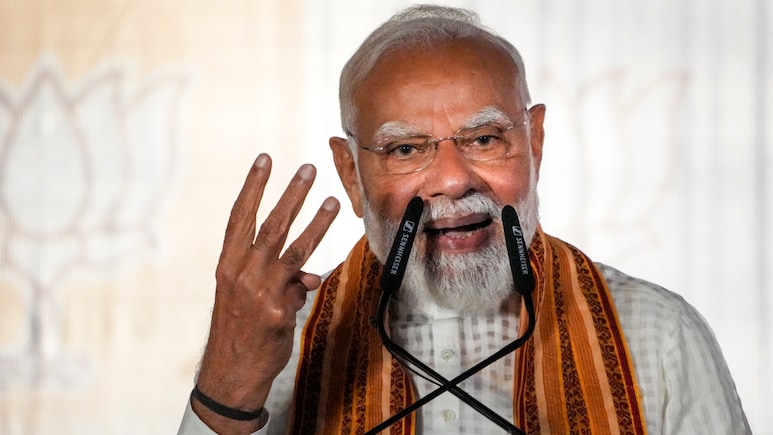 भयमुक्त राज्य से लेकर घुसपैठियों पर एक्शन तक... बंगाल के लिए मोदी ने दी कौन-कौन सी गारंटी?