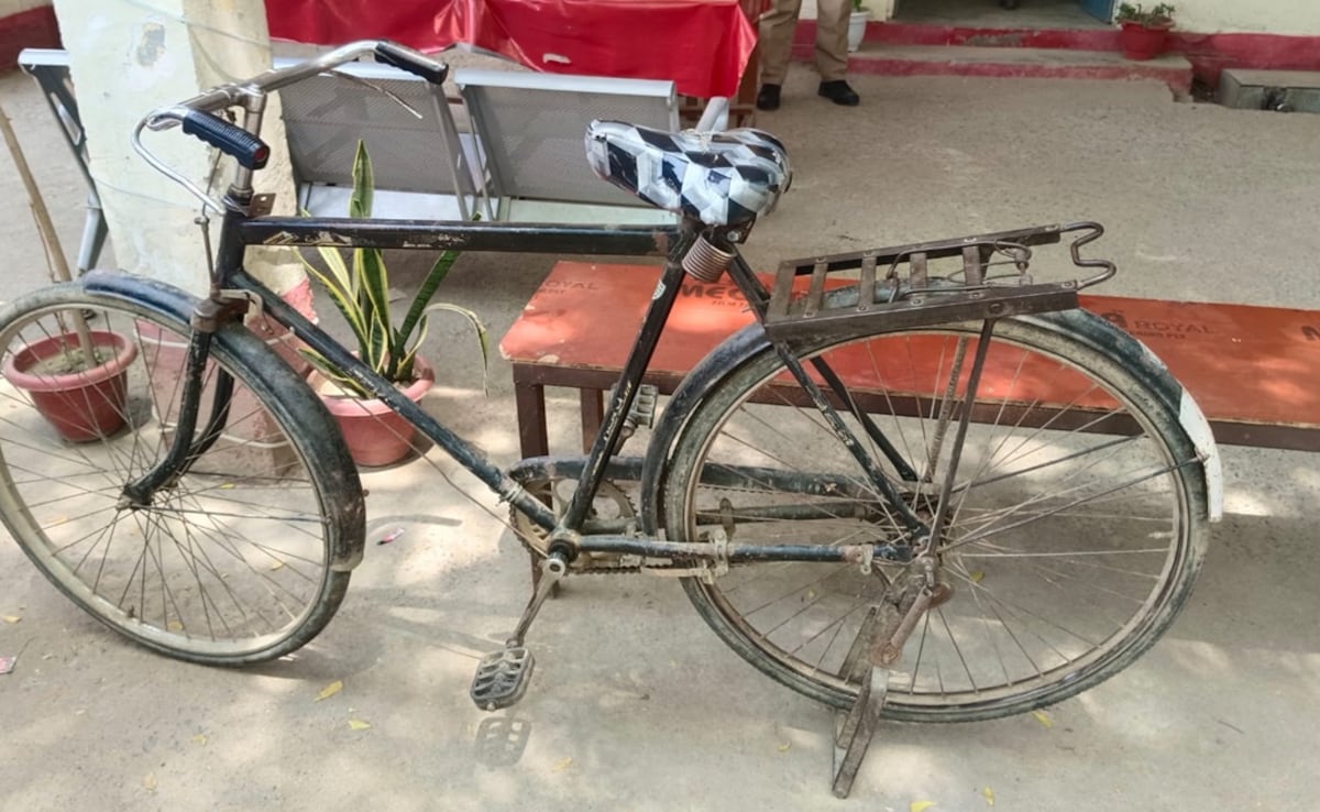 बहन से बदतमीजी के बदले मौत: युवक का मर्डर कर साइक‍िल पर शव घुमाते रहे दो भाई, पराली के नीचे दफनाया — WellsTrack