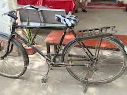 बहन से बदतमीजी के बदले मौत: युवक का मर्डर कर साइक&zwj;िल पर शव घुमाते रहे दो भाई, पराली के नीचे दफनाया
