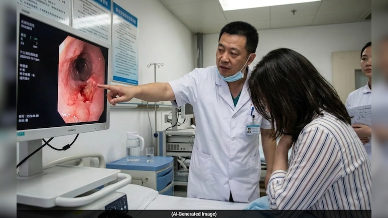 Woman Drinks Ice Water After Hotpot, Doctors Discover 8 Cm Ulcer In Throat