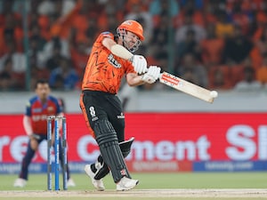 IPL 2026 Live: PBKS Overseas Star Makes Big Blunder, Kishan Keeps SRH Going