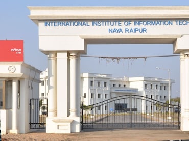IIIT कैंपस भी नहीं रहा सुरक्षित, हॉस्टल के कमरों से गायब हुए 15 से ज्यादा लैपटॉप