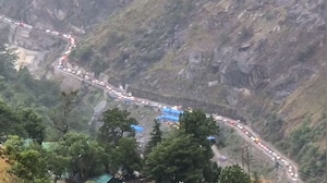 Vehicles Stuck In Long Queues On Joshimath-Badrinath Highway