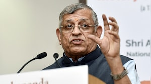 S Gurumurthy: Congress Negotiated Foolishly With TVK, Others Played Smart