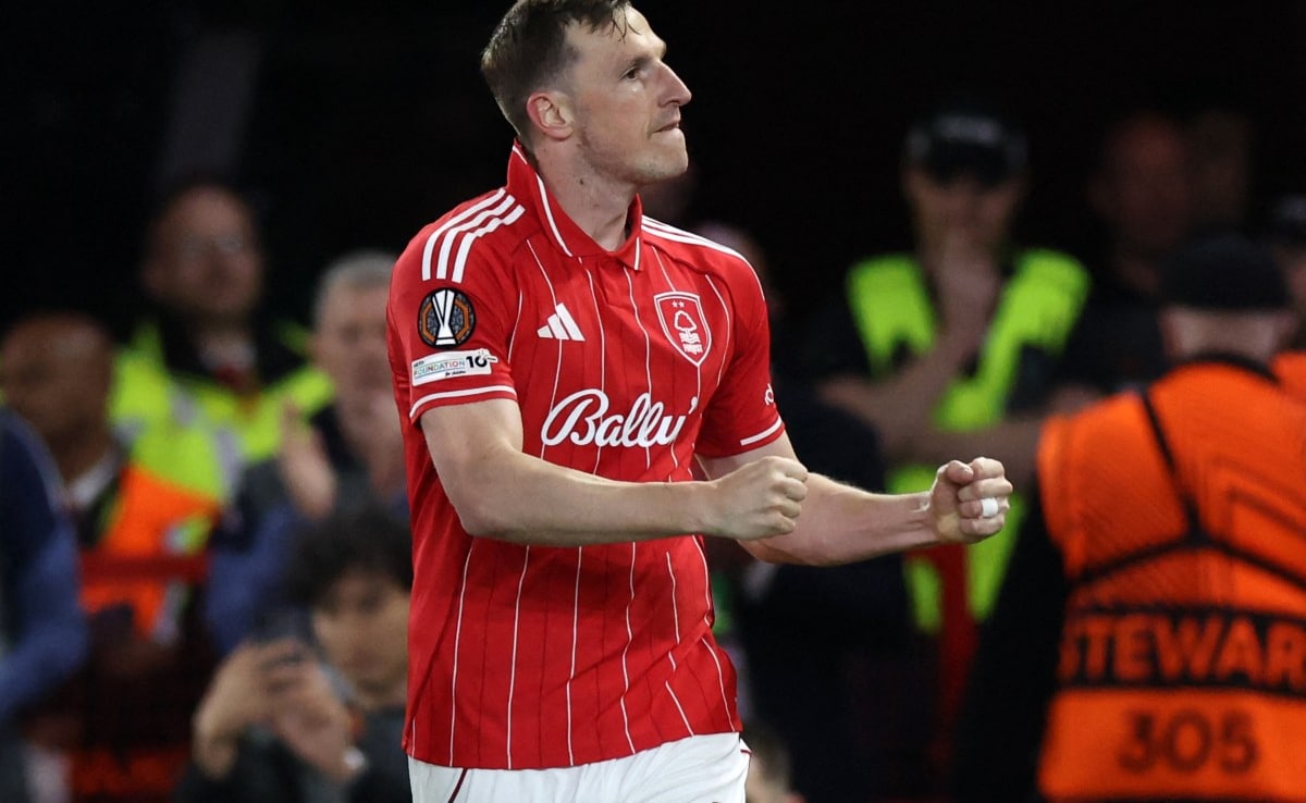 Chris Wood Punishes Lucas Digne Blunder As Nottingham Forest Earn Europa Semis Lead Against Aston Villa