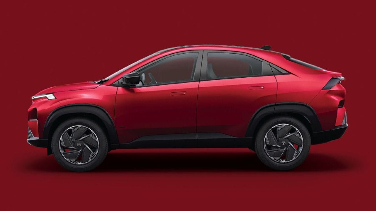 Tata Motors ने लॉन्च किए Curvv.ev के दो नए वेरिएंट्स, जानें प्राइस, रेंज