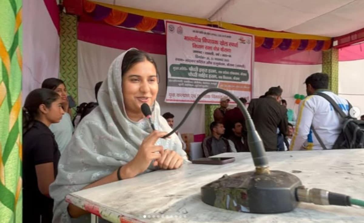 कैराना सांसद इकरा हसन पर एफआईआर, DIG ऑफिस पर समर्थकों संग हंगामा पड़ा भारी, पूर्व मंत्री समेत 25 पर मुकदमा
